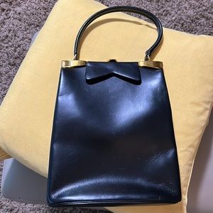 Susan Gail 1960’s Genuine Leather Vintage handbag. Like new.